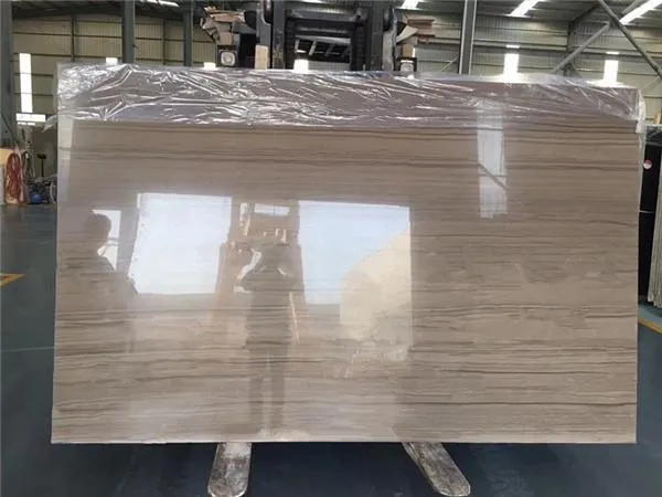 Elegantný sivý mramor