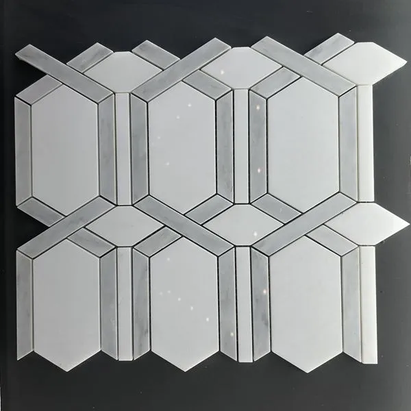 Biela mramorová mozaika vodným lúčom