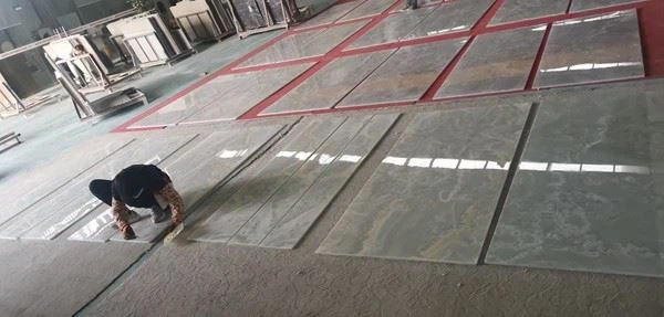 White Onyx Composite Tile